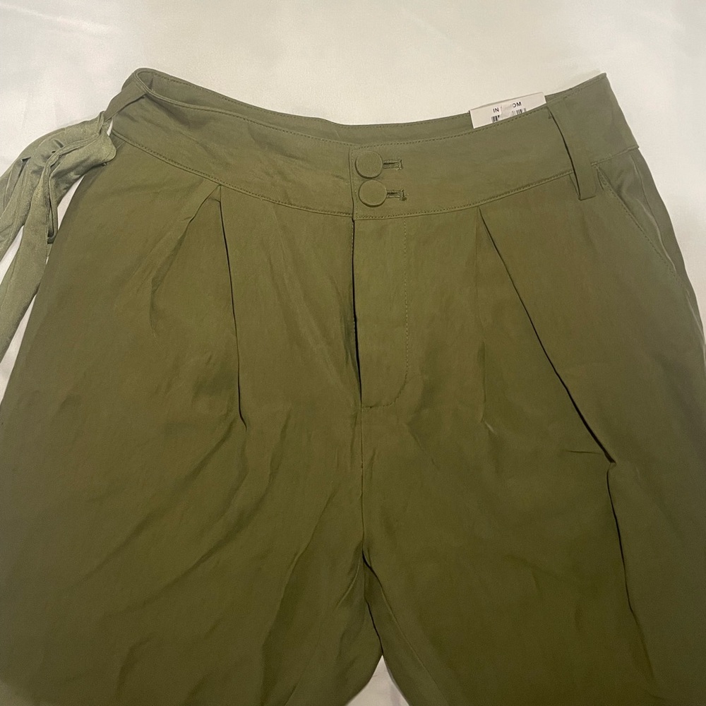 INC International Concepts - Green Capri Style Pants 0 Size (Women)